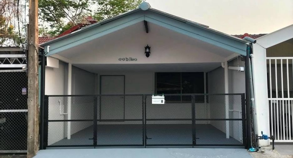 For sale 2 ベッドルーム townhouse in San Sai, Chiang Mai