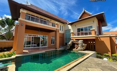 For rent 5 bedrooms villa 
