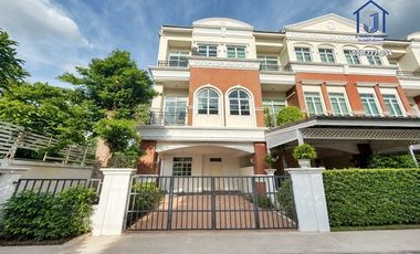 Casa adosada en venta de 3 habitaciones en Lak Si, Bangkok
