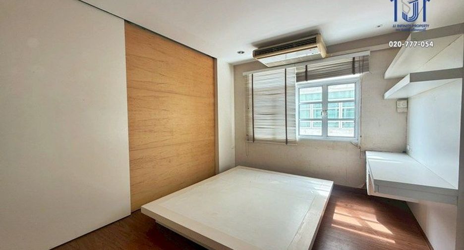 Casa adosada en venta de 3 habitaciones en Lak Si, Bangkok