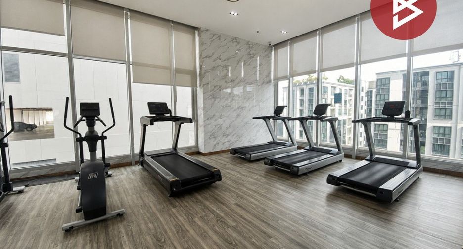 For sale 2 bedrooms condo in Si Racha, Chonburi