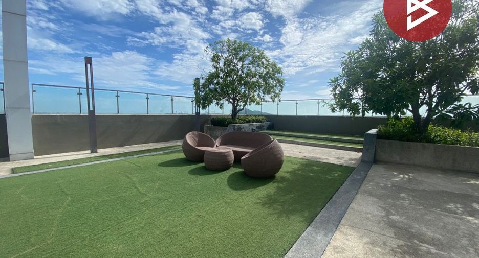For sale 2 bedrooms condo in Si Racha, Chonburi