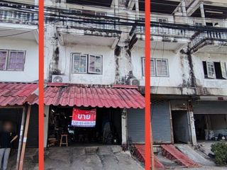 Продажа 3 спальни торговое помещение в Mueang Samut Prakan, Самутпракан