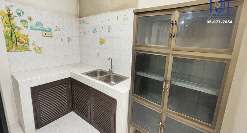 Продажа 3 спальни дом в Khlong Luang, Патумтани