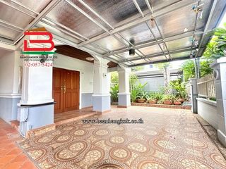 For sale 4 bedrooms house in Pak Kret, Nonthaburi
