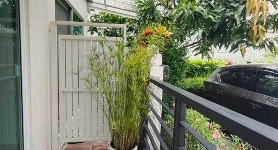 Reihenhaus zum Kauf mit 4 Zimmer in Sai Mai, Bangkok