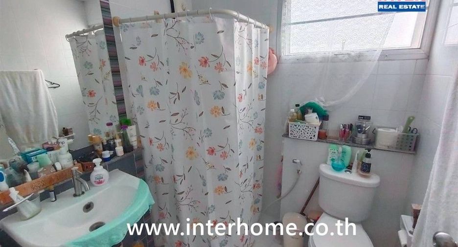 Reihenhaus zum Kauf mit 4 Zimmer in Sai Mai, Bangkok