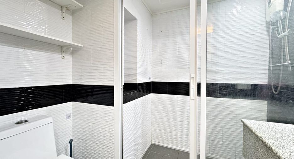 À vendre 1 chambre condo à Bang Lamung, Chonburi
