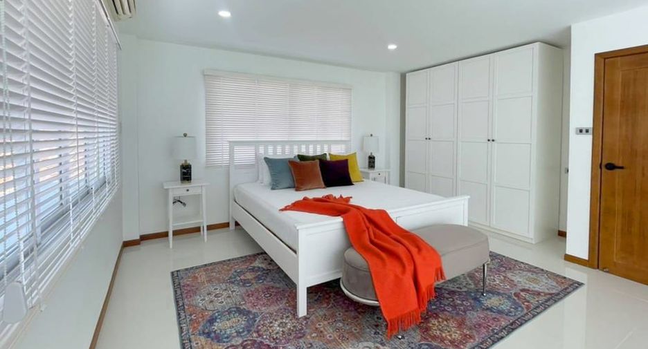 Villa en alquiler de 5 habitaciones en Jomtien, Pattaya