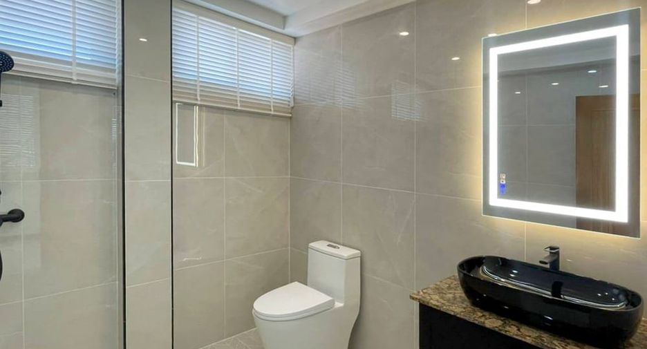 Villa en alquiler de 5 habitaciones en Jomtien, Pattaya