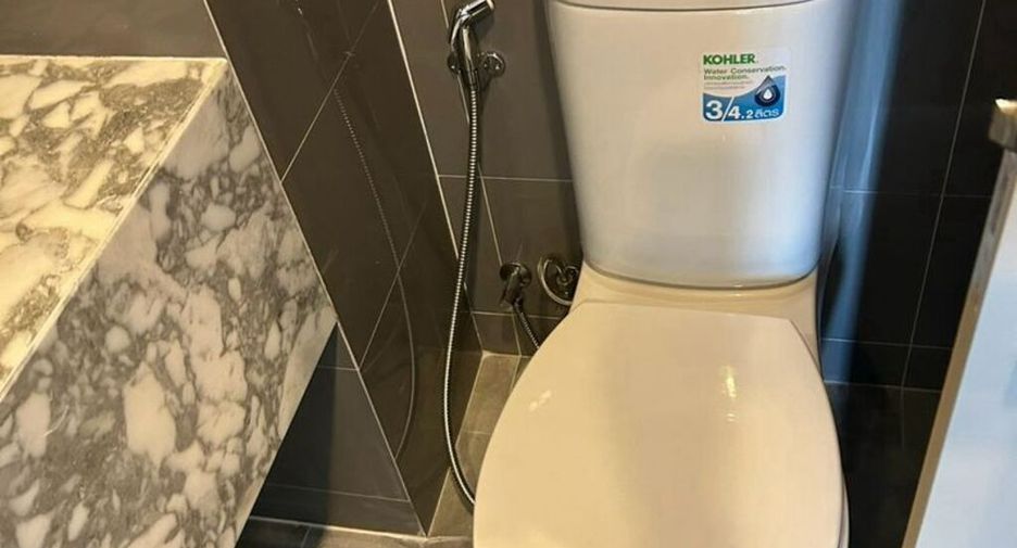 Продажа 2 спальни кондо в Патхум Щан, Бангкок