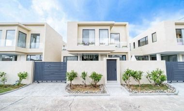 For sale 3 bedrooms house in Bang Lamung, Chonburi