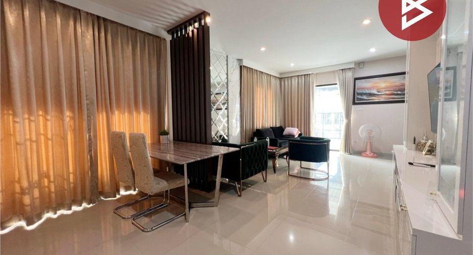 Продажа 3 спальни дом в Mueang Chon Buri, Чонбури