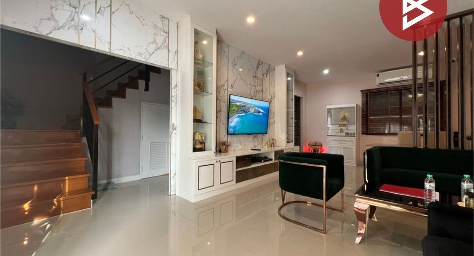 Продажа 3 спальни дом в Mueang Chon Buri, Чонбури