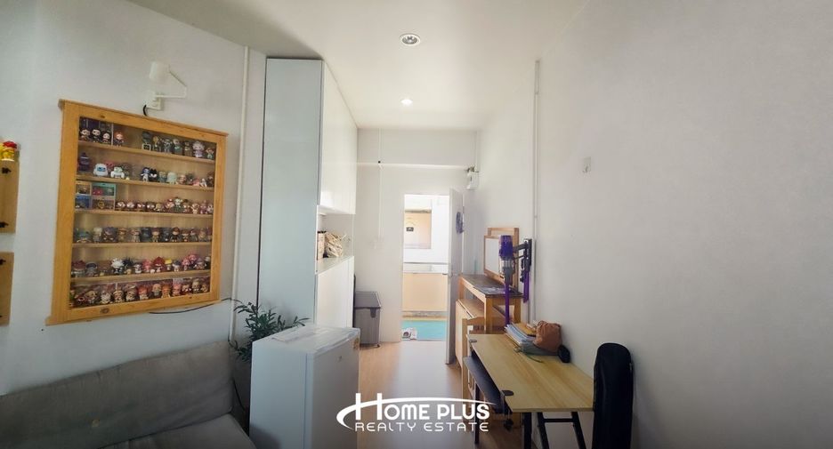 For sale 1 bed condo in Thon Buri, Bangkok