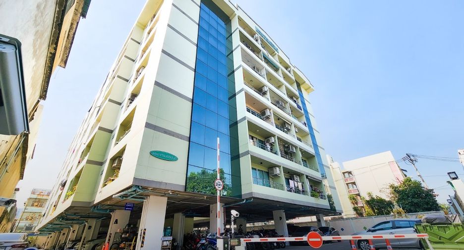 For sale 1 bed condo in Thon Buri, Bangkok