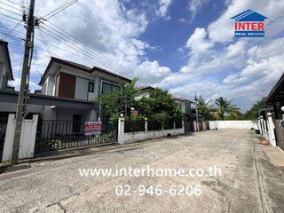 For sale 3 bedrooms house in Khlong Sam Wa, Bangkok