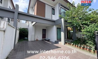 Haus zum Kauf mit 3 Zimmer in Khlong Sam Wa, Bangkok