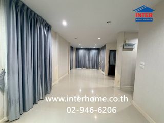 For sale 3 bedrooms house in Khlong Sam Wa, Bangkok