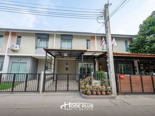 À vendre 3 chambres maison de ville à Bang Phli, Samut Prakan