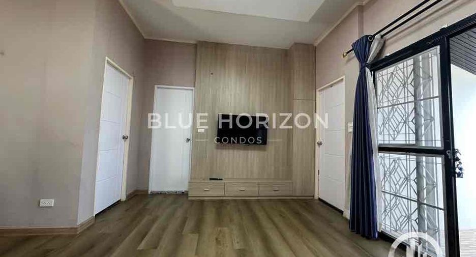 Haus zur Miete und zum Kauf mit 3 Zimmer in Bang Lamung, Chonburi