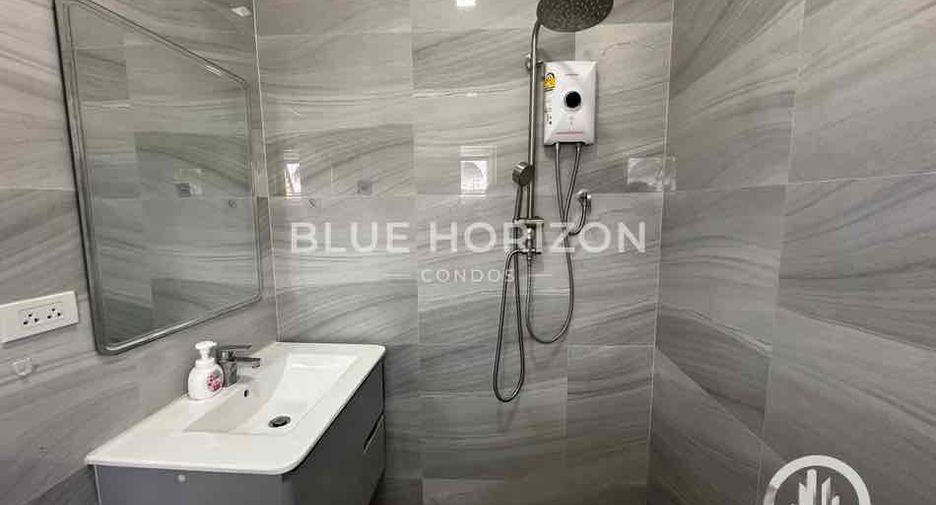 Haus zur Miete und zum Kauf mit 3 Zimmer in Bang Lamung, Chonburi