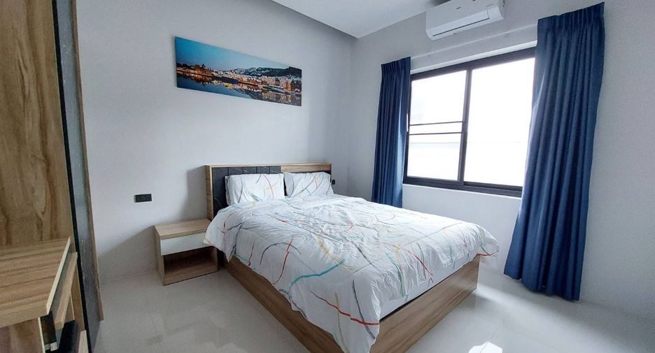 For rent 3 bedrooms villa in Bang Lamung, Chonburi
