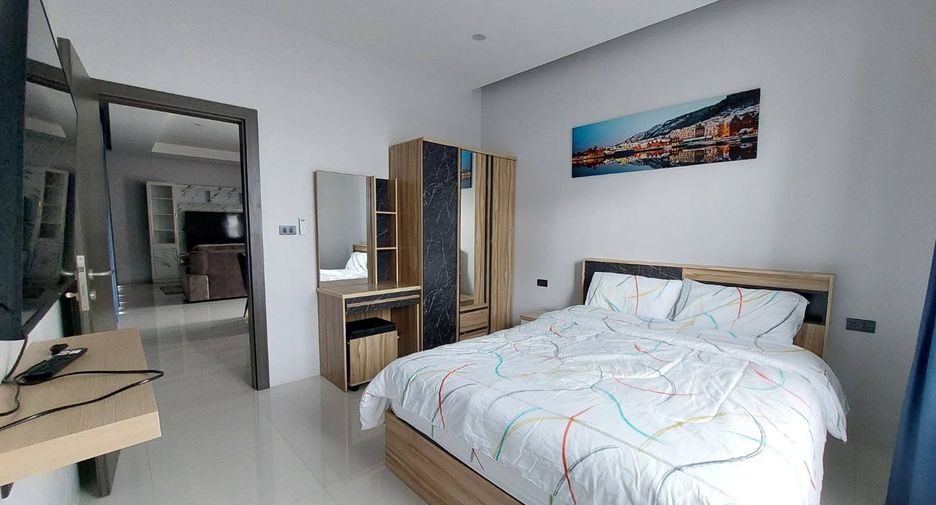 For rent 3 bedrooms villa in Bang Lamung, Chonburi