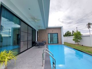 For Rent 3 Bedroom Villa In Bang Lamung, Chonburi