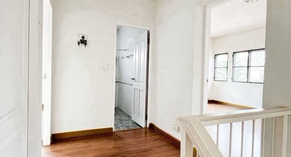 For sale 3 bedrooms house in San Sai, Chiang Mai