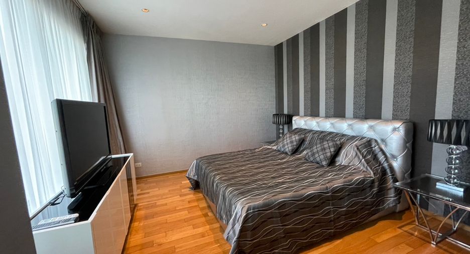 For rent and for sale 2 bedrooms condo in Khlong Toei, Bangkok