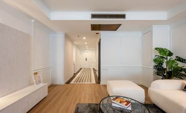 For sale 3 bedrooms condo in Khlong Toei, Bangkok