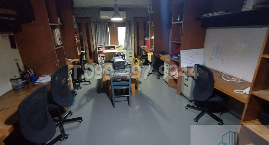 Продажа 6 спальни офис в Щанг Тхонгланг, Бангкок