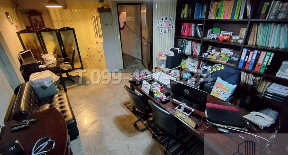 Продажа 6 спальни офис в Щанг Тхонгланг, Бангкок