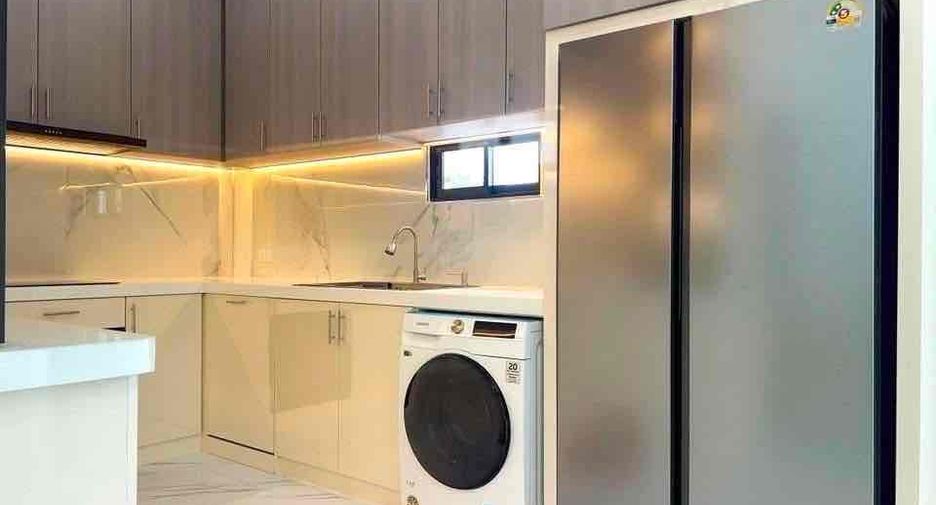 For sale 3 bedrooms house in Huay Yai, Pattaya