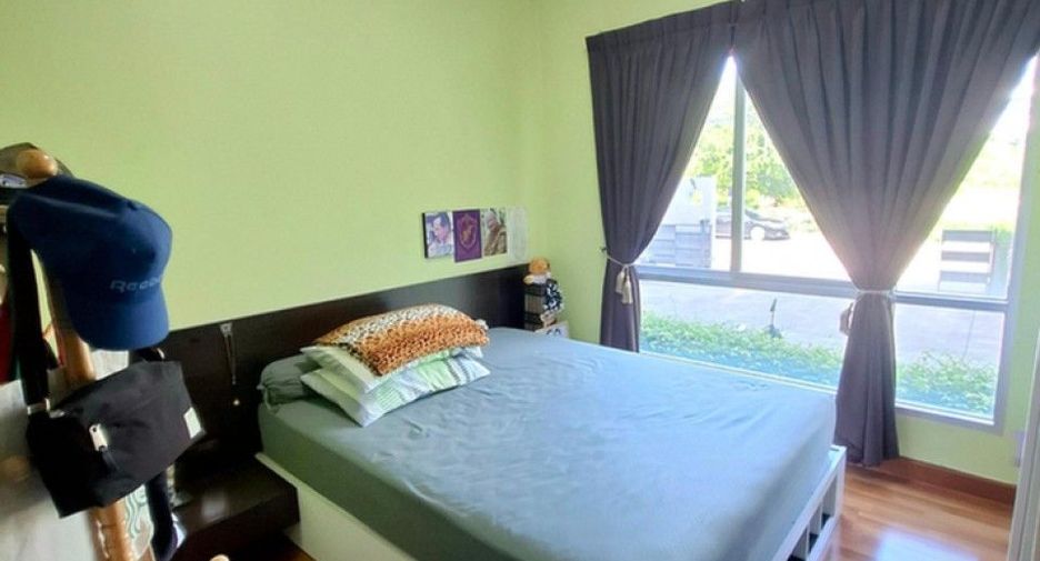 For sale 1 bed condo in Lat Krabang, Bangkok