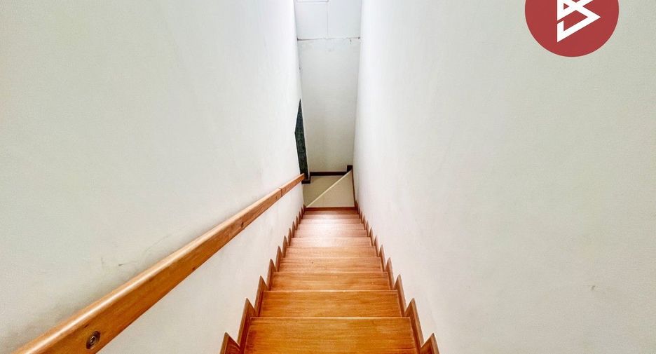 For sale 3 bedrooms townhouse in Mueang Chon Buri, Chonburi