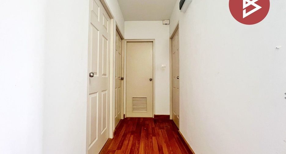 For sale 3 bedrooms townhouse in Mueang Chon Buri, Chonburi