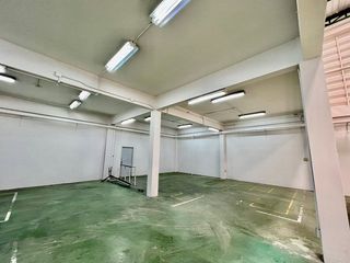 出租 和 出售 2 卧室 仓库 在 Bang Lamung, Chon Buri