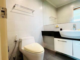Casa en venta de 4 habitaciones en Bang Kapi, Bangkok