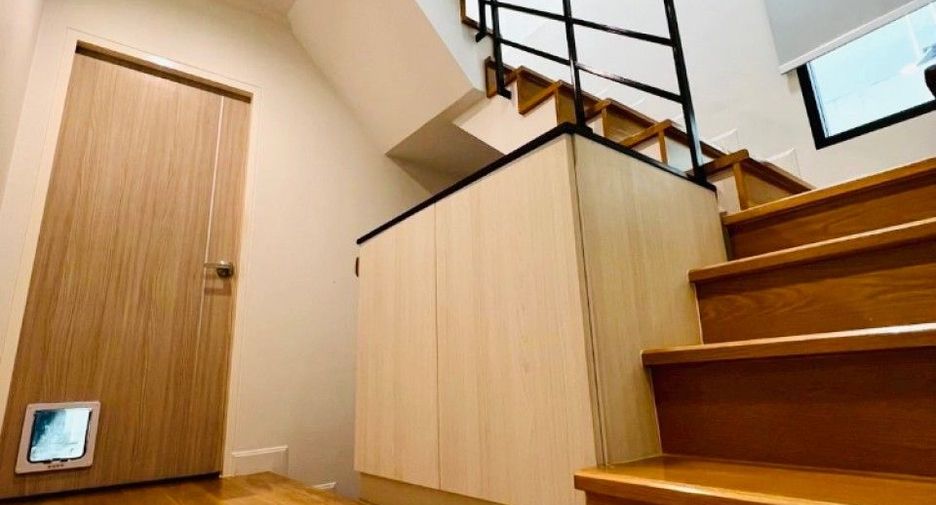 Casa en venta de 4 habitaciones en Bang Kapi, Bangkok