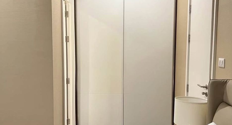 For rent 2 bedrooms condo in Chatuchak, Bangkok