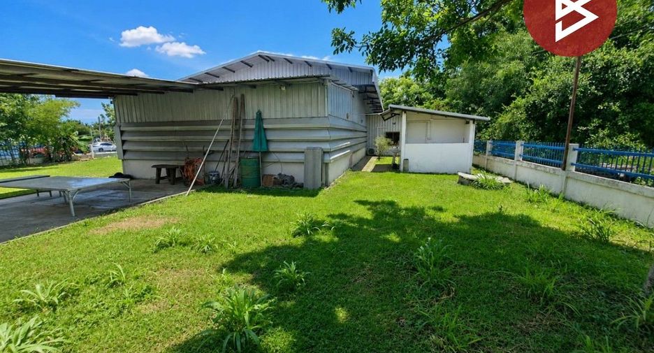 Almacén en venta en Si Racha, Chonburi