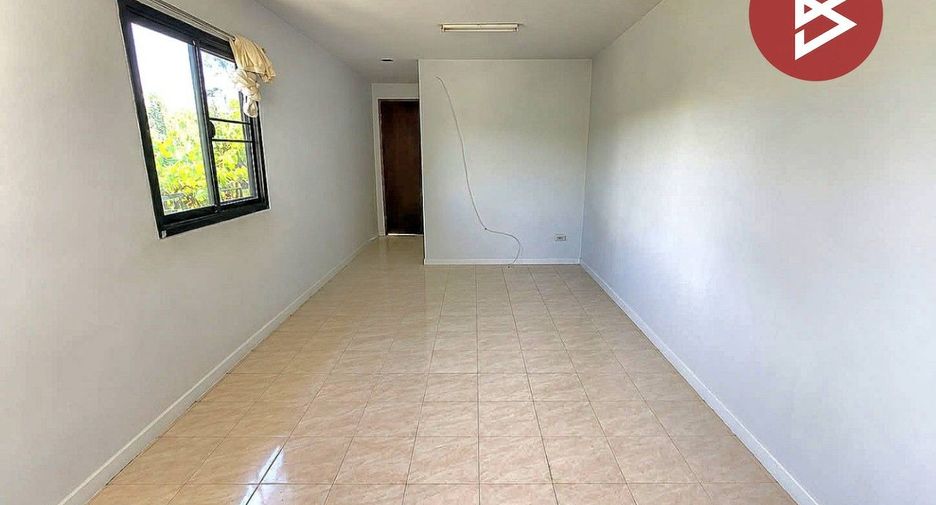 Almacén en venta en Si Racha, Chonburi