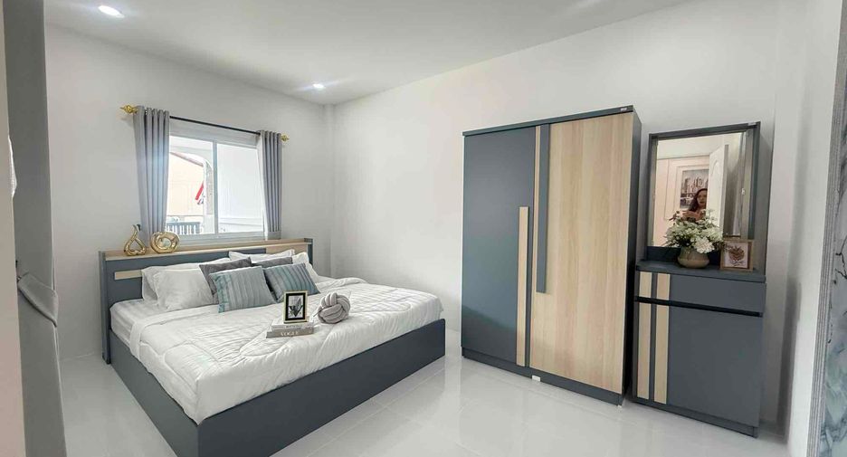 Reihenhaus zum Kauf mit 2 Zimmer in Bang Lamung, Chonburi
