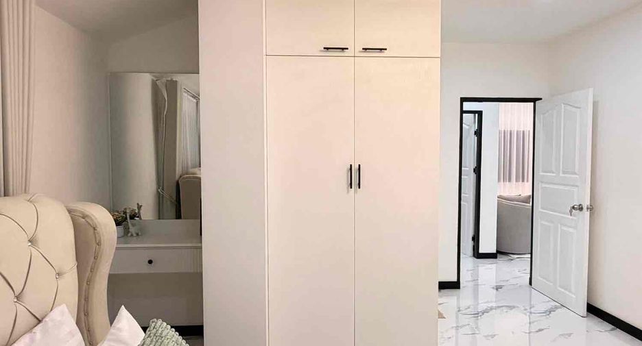 Haus zum Kauf mit 3 Zimmer in Bang Lamung, Chonburi