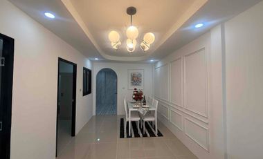Reihenhaus zum Kauf mit 2 Zimmer in Bang Lamung, Chonburi