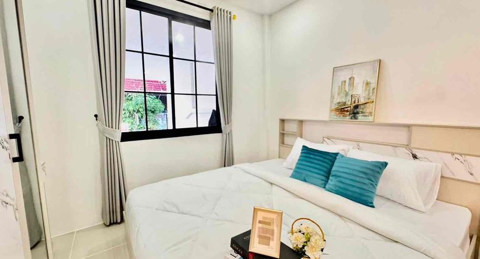 Reihenhaus zum Kauf mit 2 Zimmer in Bang Lamung, Chonburi