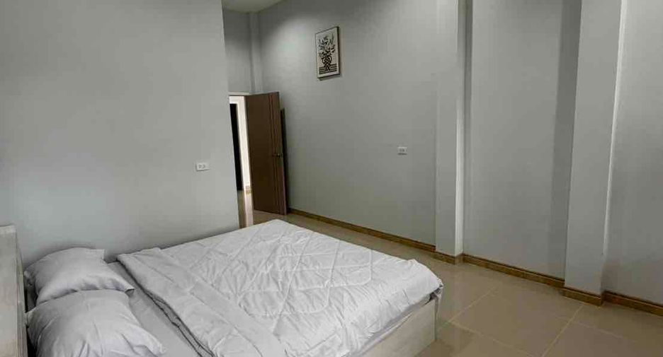 Haus zum Kauf mit 3 Zimmer in Bang Lamung, Chonburi