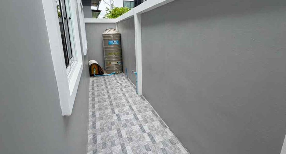 Haus zum Kauf mit 3 Zimmer in Bang Lamung, Chonburi
